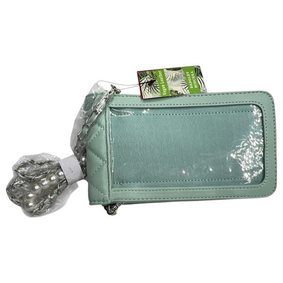 Badgley Mischka Mint Green Quilted Pearl Strap Phone Crossbody Bag NWT - Picture 2 of 3
